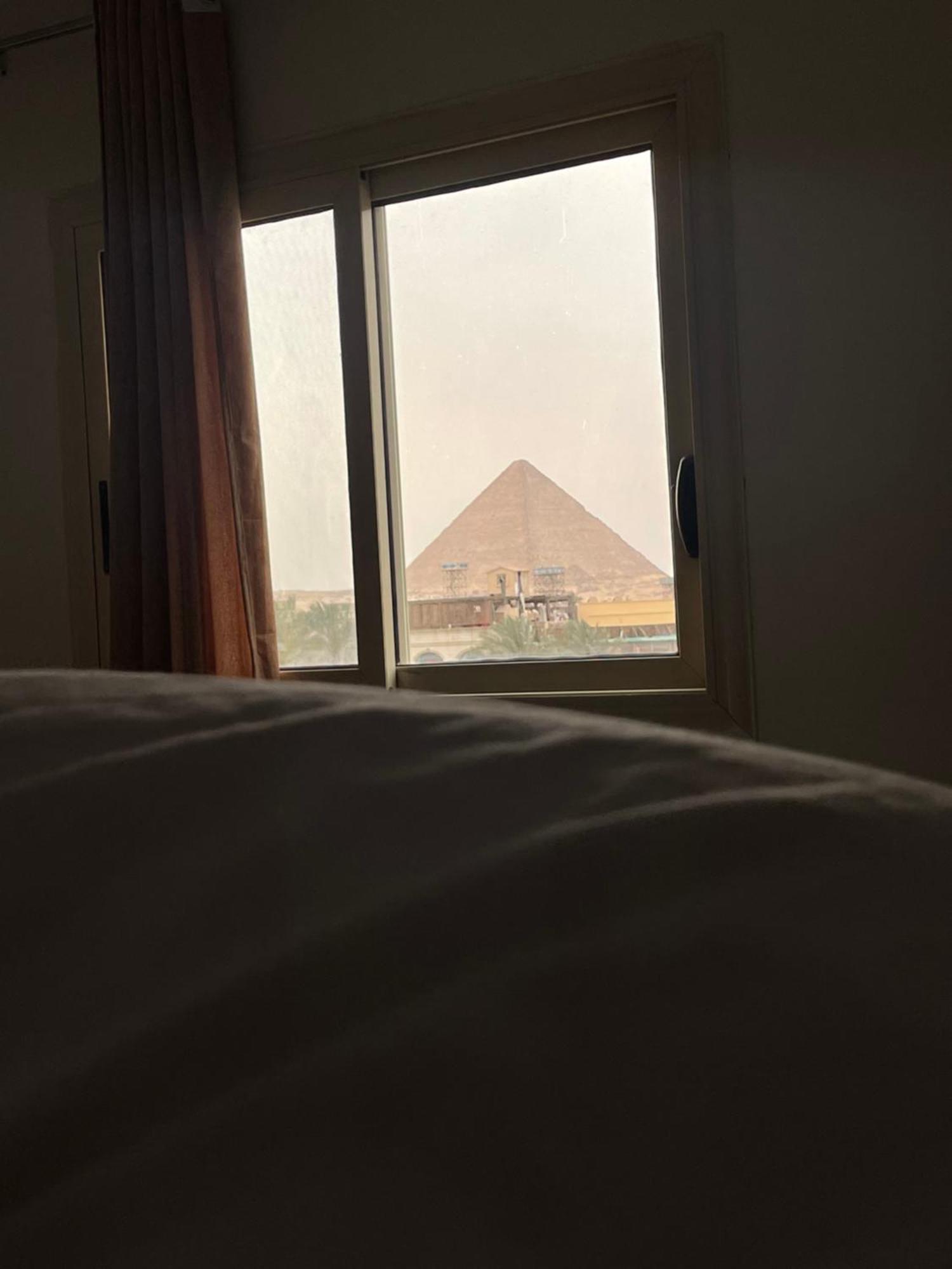 Golden Mask Pyramids Inn Kafret el-Gabal Exterior photo