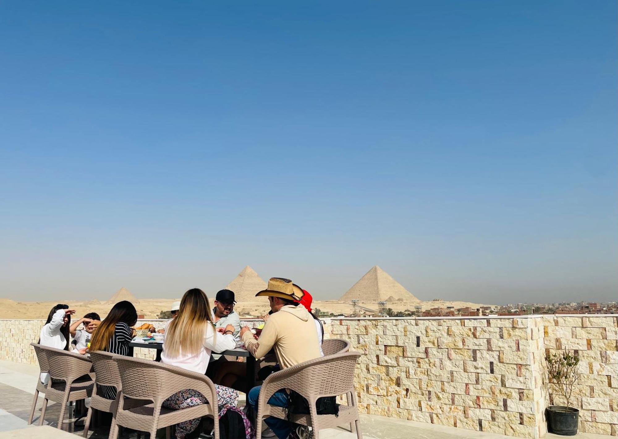 Golden Mask Pyramids Inn Cairo Exterior photo